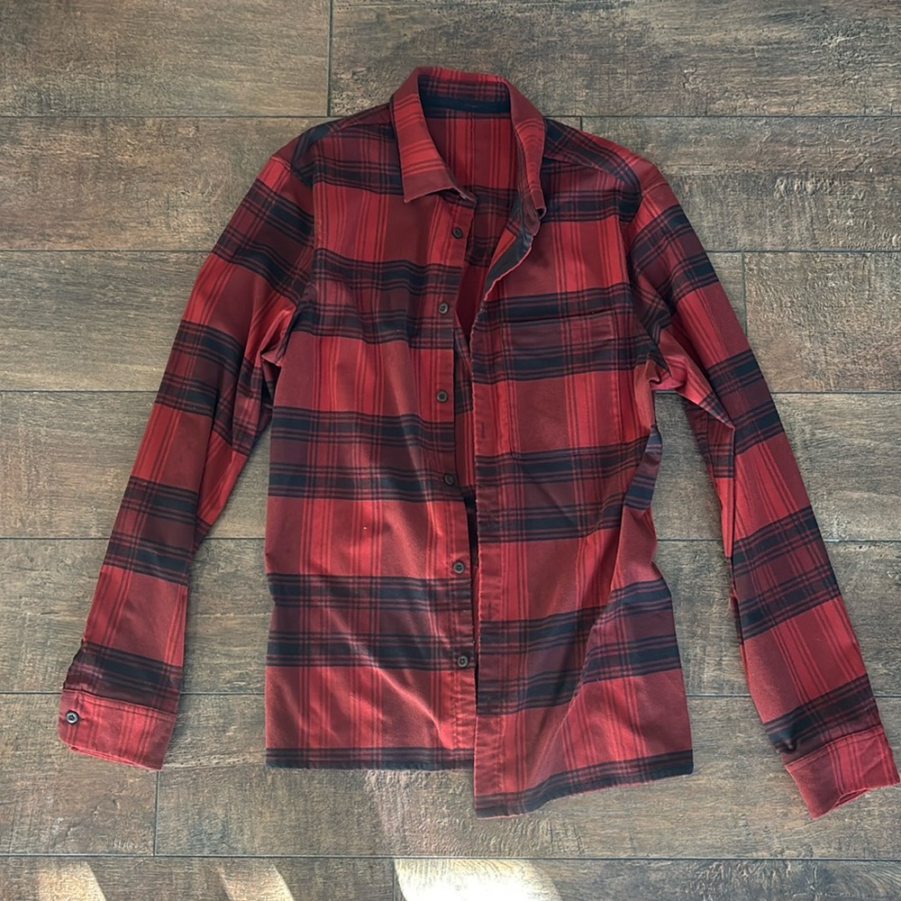 Lululemon men’s over shirt